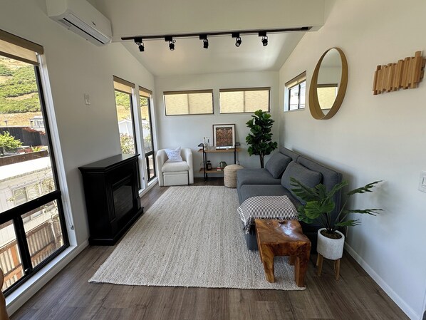 Family Room w/ocean views