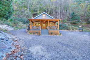 Cottage Exterior | Fire Pit | Gas Grill
