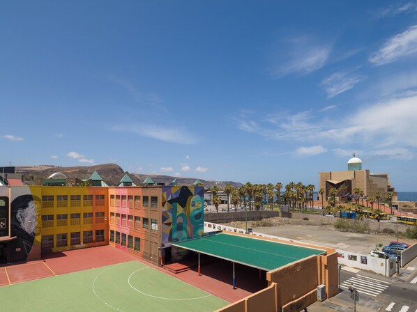 Sport court