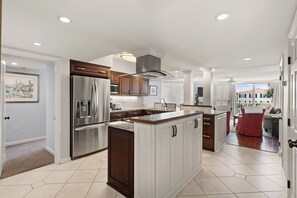 Entrance to Kitchen