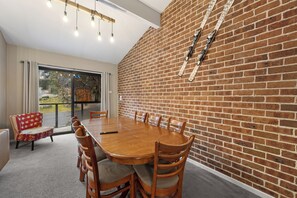 Cedar Creek Sanctuary | Alpine Property Management (5)