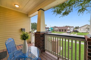 Welcoming Front Porch | Your Relaxing Entrance Awaits