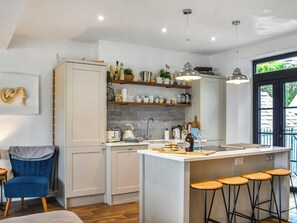 Kitchen area | The Knot, Fowey
