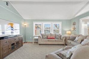 Living Room (1)