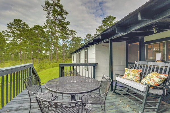 Thomasville Vacation Rental | 3BR | 2BA | Steps Required | 1,300 Sq Ft
