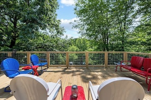 Updated deck, perfect year around