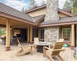 Uncovered area, featuring fire pit