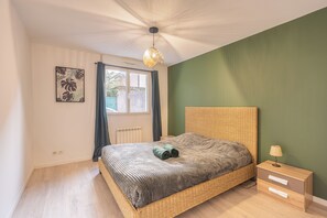 Bedroom (2)