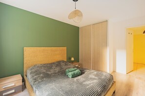 Bedroom (1)