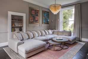 Withdrawing room