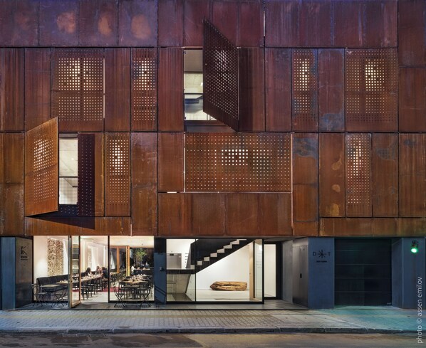 Front of property – evening/night