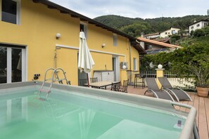 Balcony / Terrace / Patio, Pool