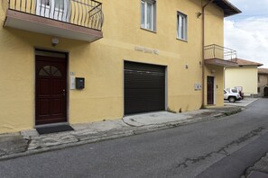 Building Exterior, Main Entrance