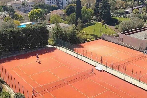 Sport court