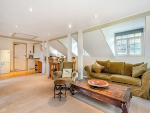 Open plan living space | Casa BowWow - Rudry Retreat, Rudry, near Cardiff