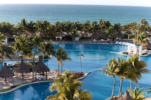 Large Swimming Pool
