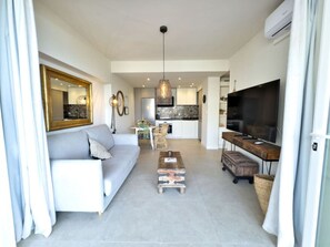 Crossa Homes | Boho Chic Jewell, Frontline Sea & Paseo Views
