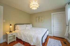 Downstairs King Bedroom