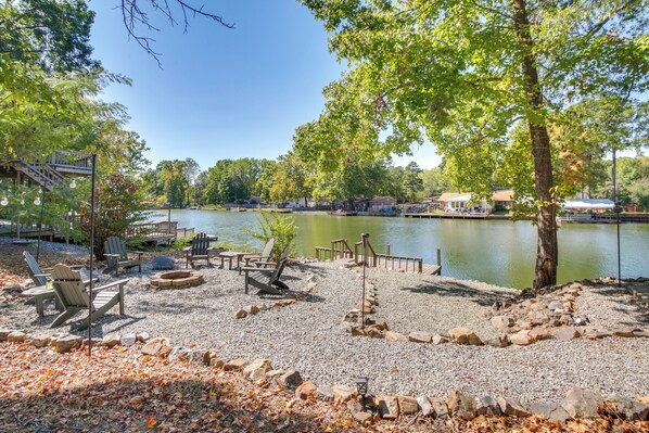 Hot Springs Vacation Rental | 3BR | 2BA | 4 Steps Required | 1,105 Sq Ft
