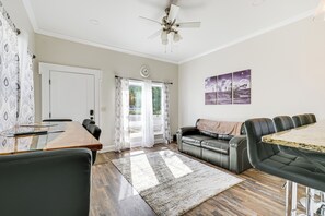 Living Room | Sleeper Sofa | Smart TV | Board Games