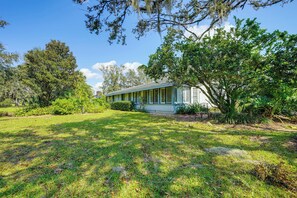 Townhome Exterior | Private Yard