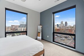 Bedroom - Queen Bed