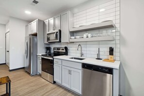 Fully equipped kitchen