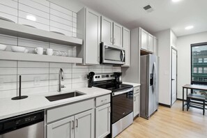 Fully equipped kitchen