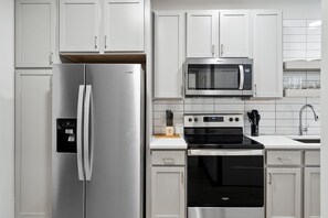 Fully equipped kitchen