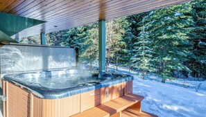 Bain à remous extérieur