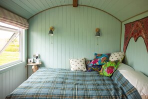 Shepherd Hut ~ Mulsford Cottage with picture widow looking across the countryside ~ Mulsford Cottage