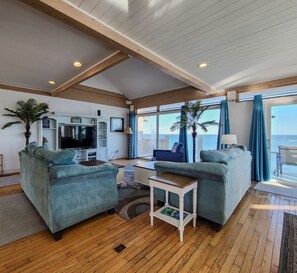 2376 New River Inlet Rd (Its 5oclock Somewhere [Int Ext Aerial Desc]) - watermarked-20