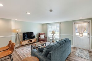 Living Room | Free WiFi