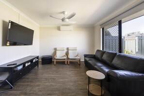 TV/Family room