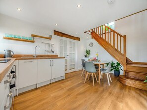 Kitchen/diner | Horseshoe Cottage - Deviock Farm, Downderry