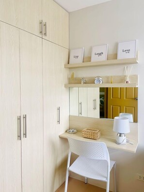 Laptop Friendly Space