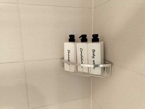 Équipements de salle de bain