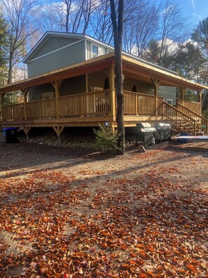 wrap around covered porch. perfect for a large dinner with friends. 