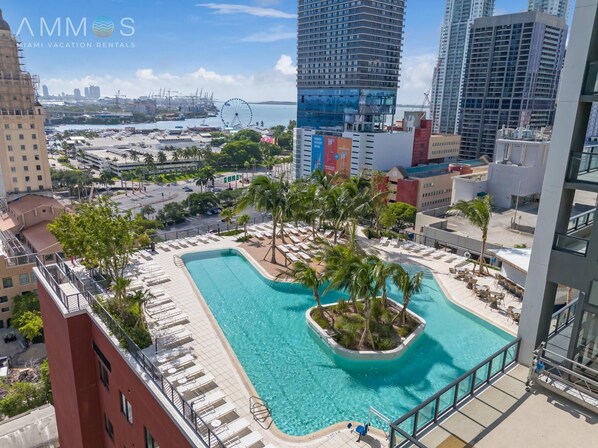 Modern 1 Bed on the 42nd- Heart of Downtown Miami (7798)