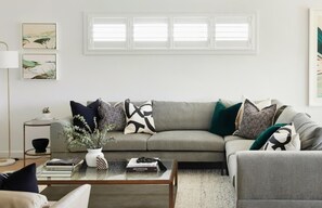 Moonee Retreat - 200m to beach and ocean reserve views (5217)
