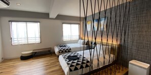 Example of deTOUR Superior Twin Room