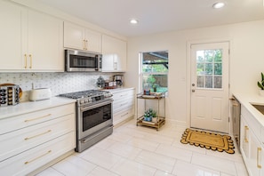 Kitchen | Drip Coffee Maker | Dishwasher | Cooking Utensils | Spices