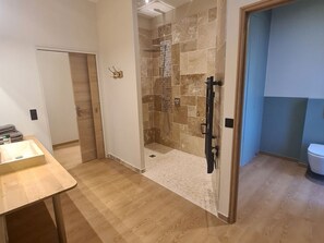 Salle d'eau de la Chambre "Amédée"