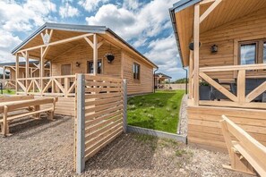 Stugans exteriör [sommar]