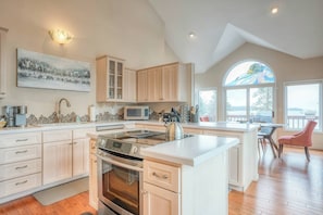 Main Home Kitchen