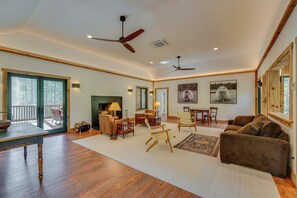 Living Room | Wood-Burning Fireplace | Free WiFi | Upper Level