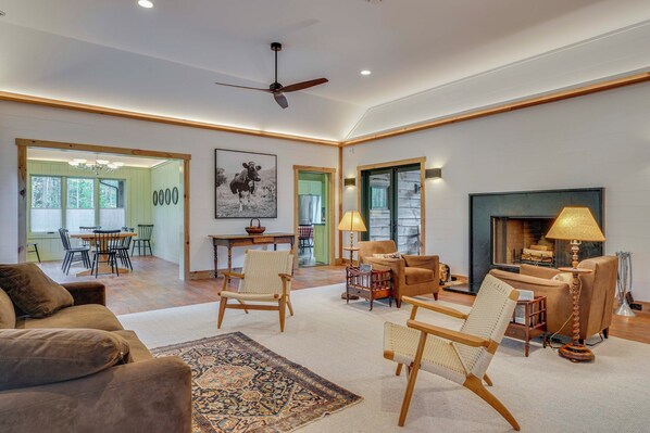 Keene Vacation Rental | 4BR | 4BA | Step-Free Access to Lower Level