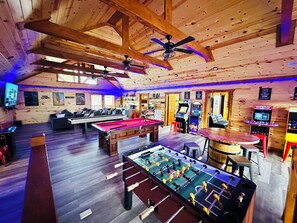 Spielezimmer