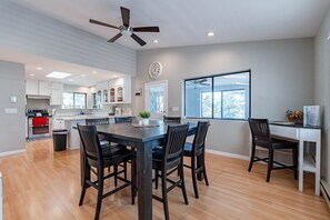 Dining for six with a corner desk