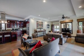 (NEW) Phuket Residence 2 Bedrooms Charming House (3693)